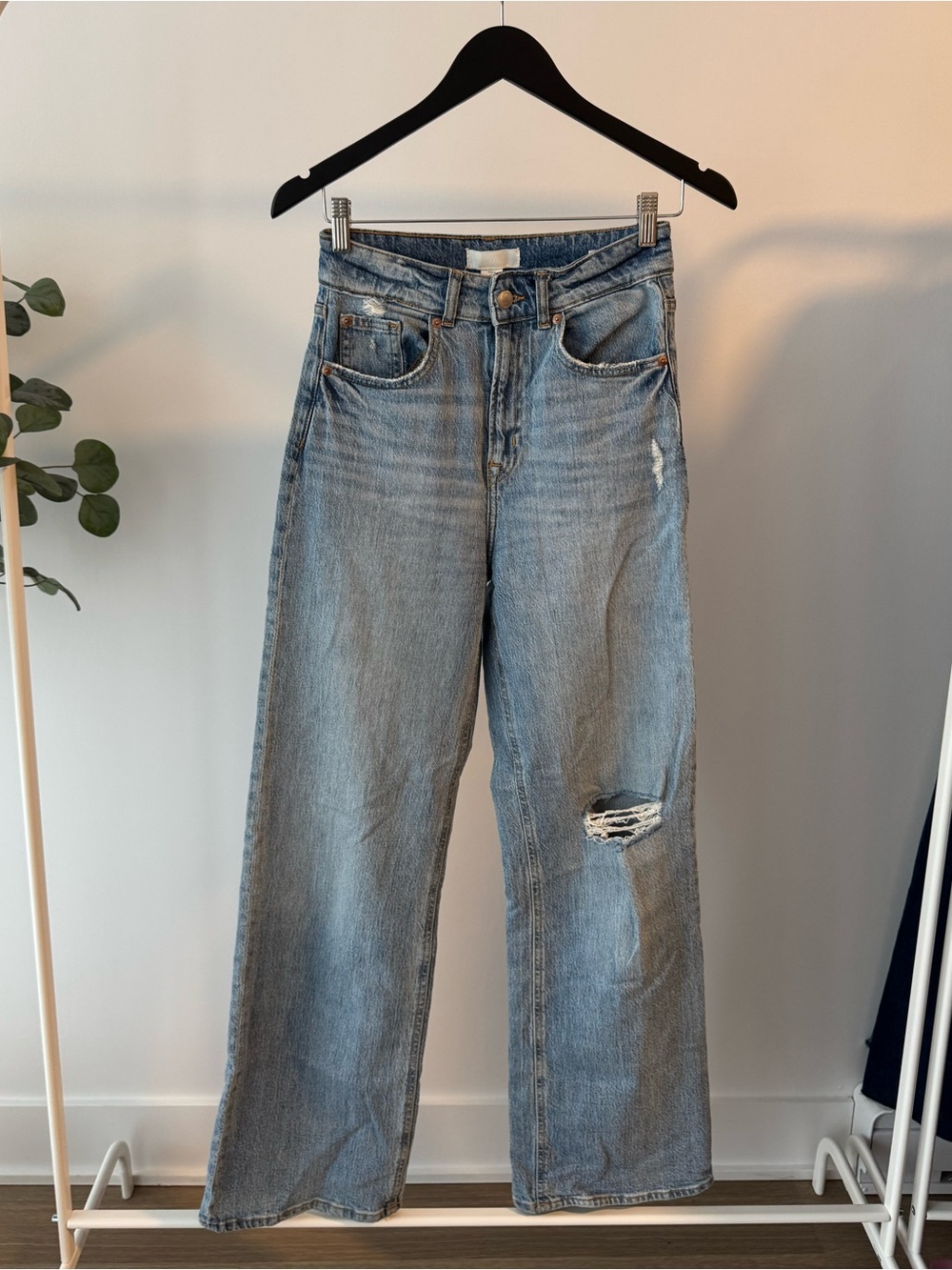 H&M Light Blue Wide Leg Jeans with Knee Distress
